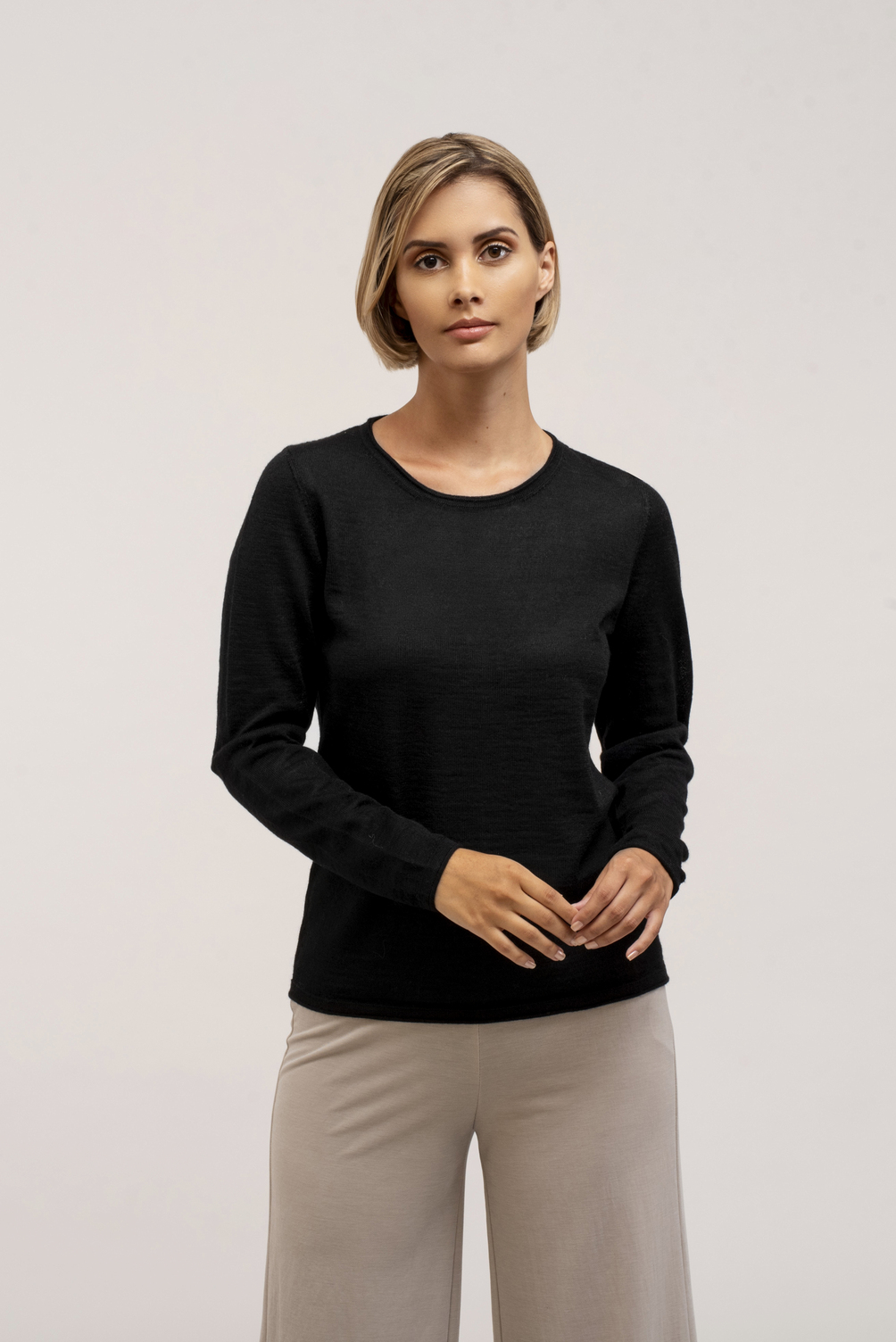 DSC_6692.NEF CHOMPA ANGELICA COLOR NEGRO 1E FINAL