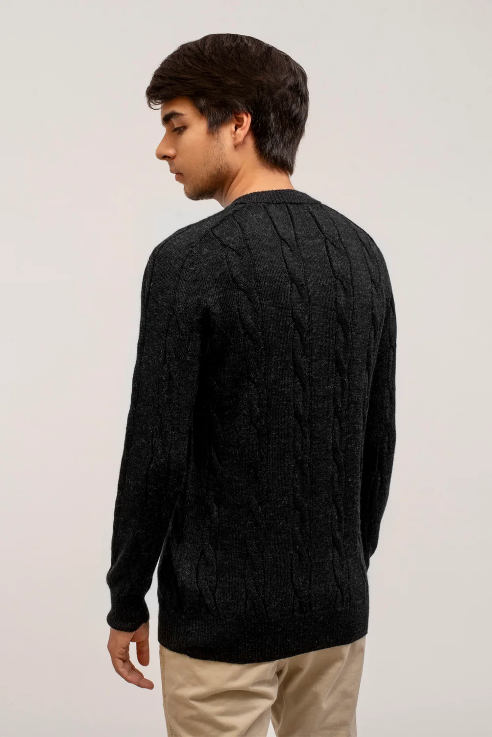 Sueter Estefano_Negro_3 Sueter Estefano_Negro_3