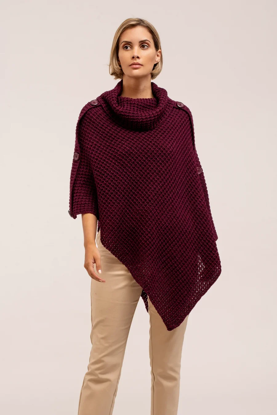 Poncho Lucinda Morado