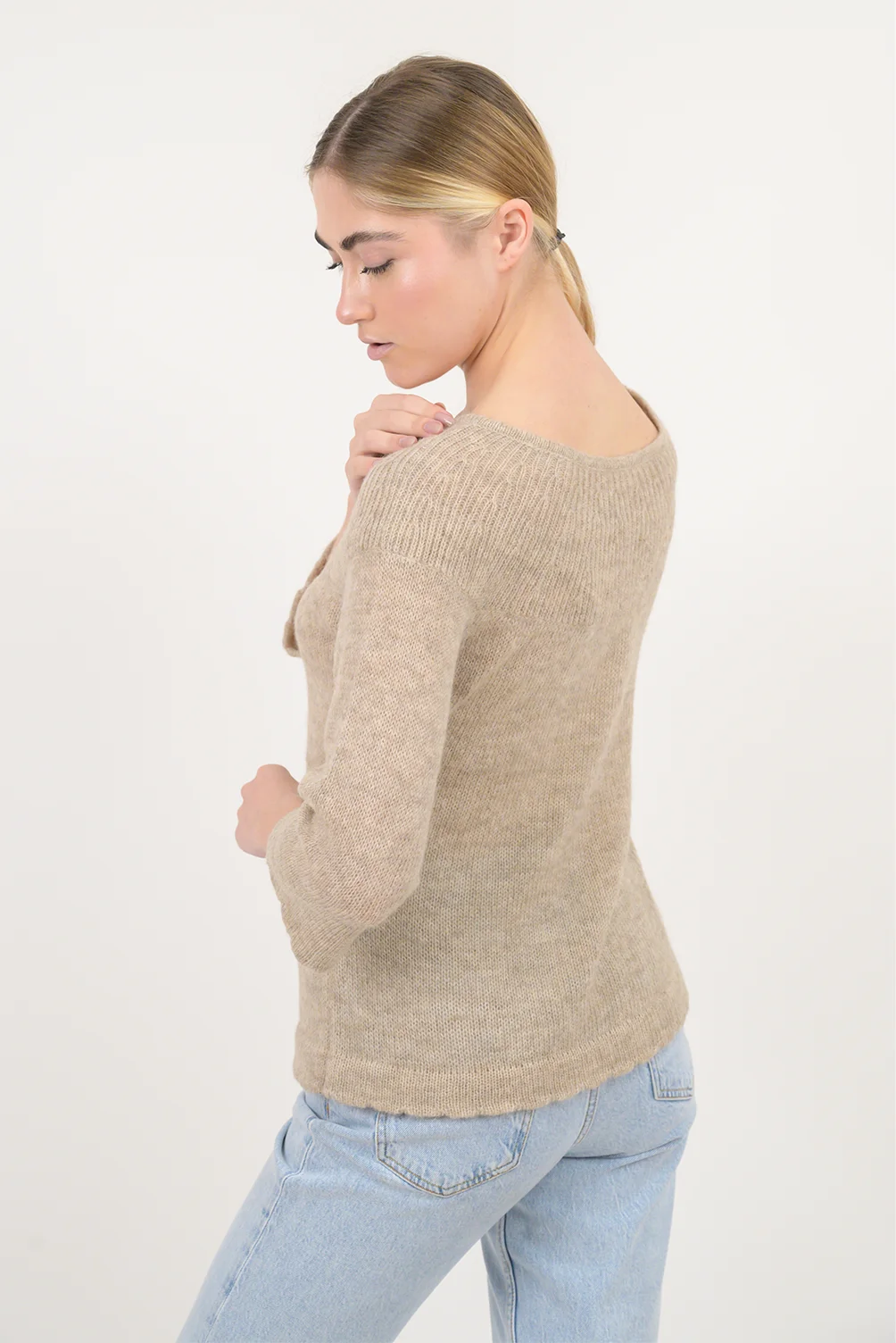 Chompa Dafne_Beige_3