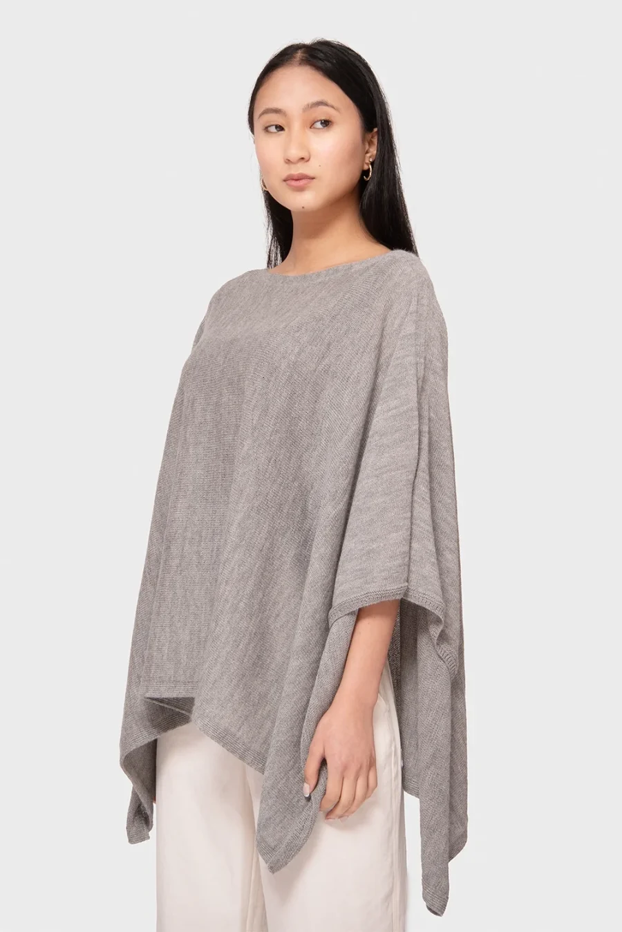 Poncho Camille Plata