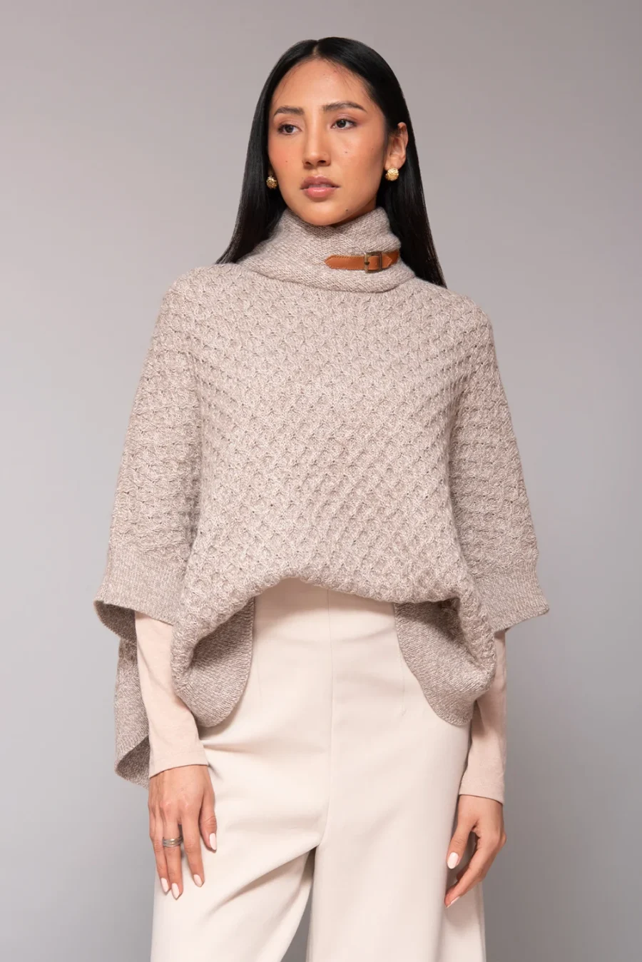 Poncho Romina Molinete Beige
