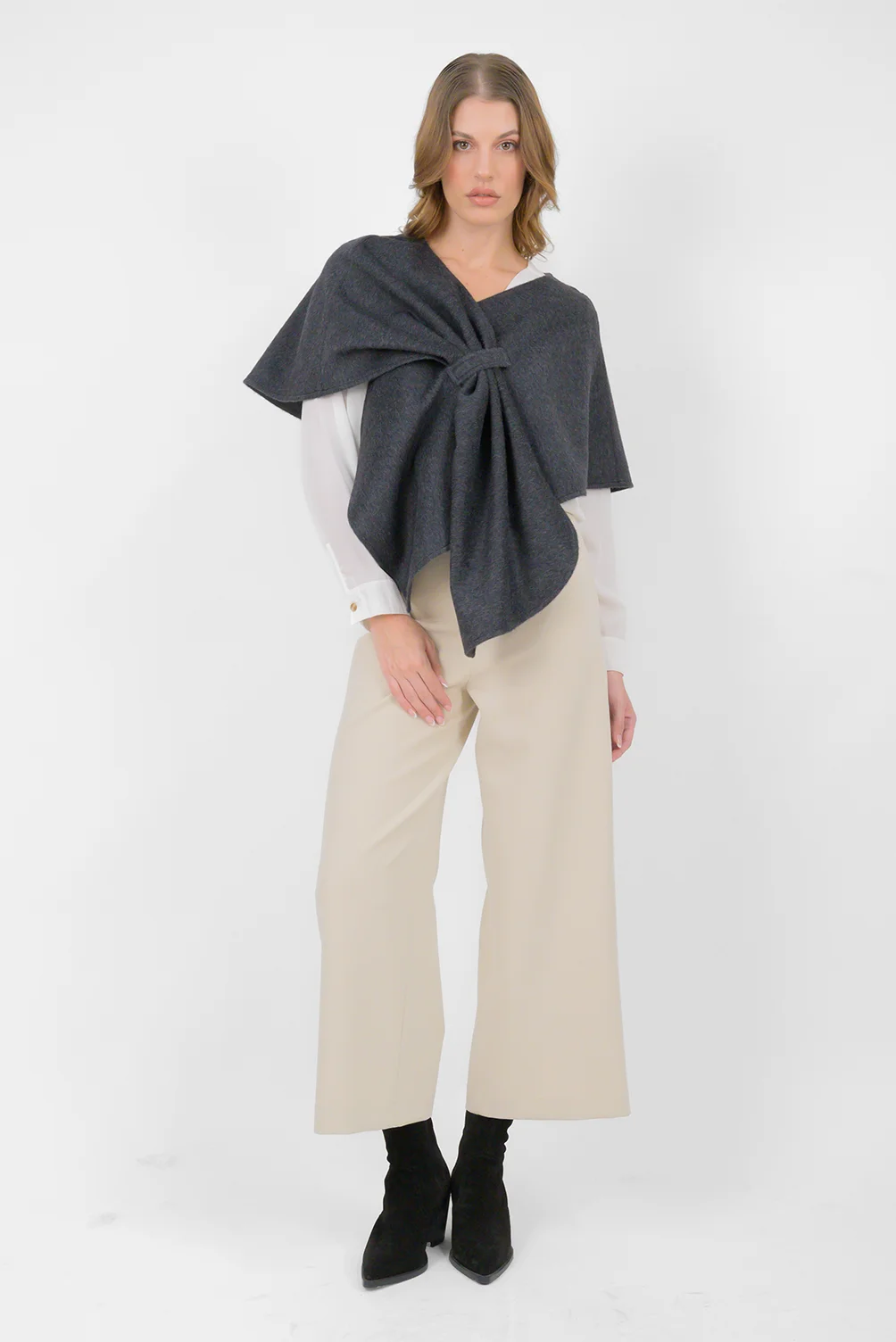 Capa Emma_Charcoal_5