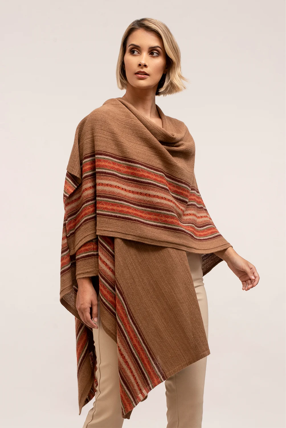 Ruana Caporal_Camello_3 Ruana Caporal_Camello_3