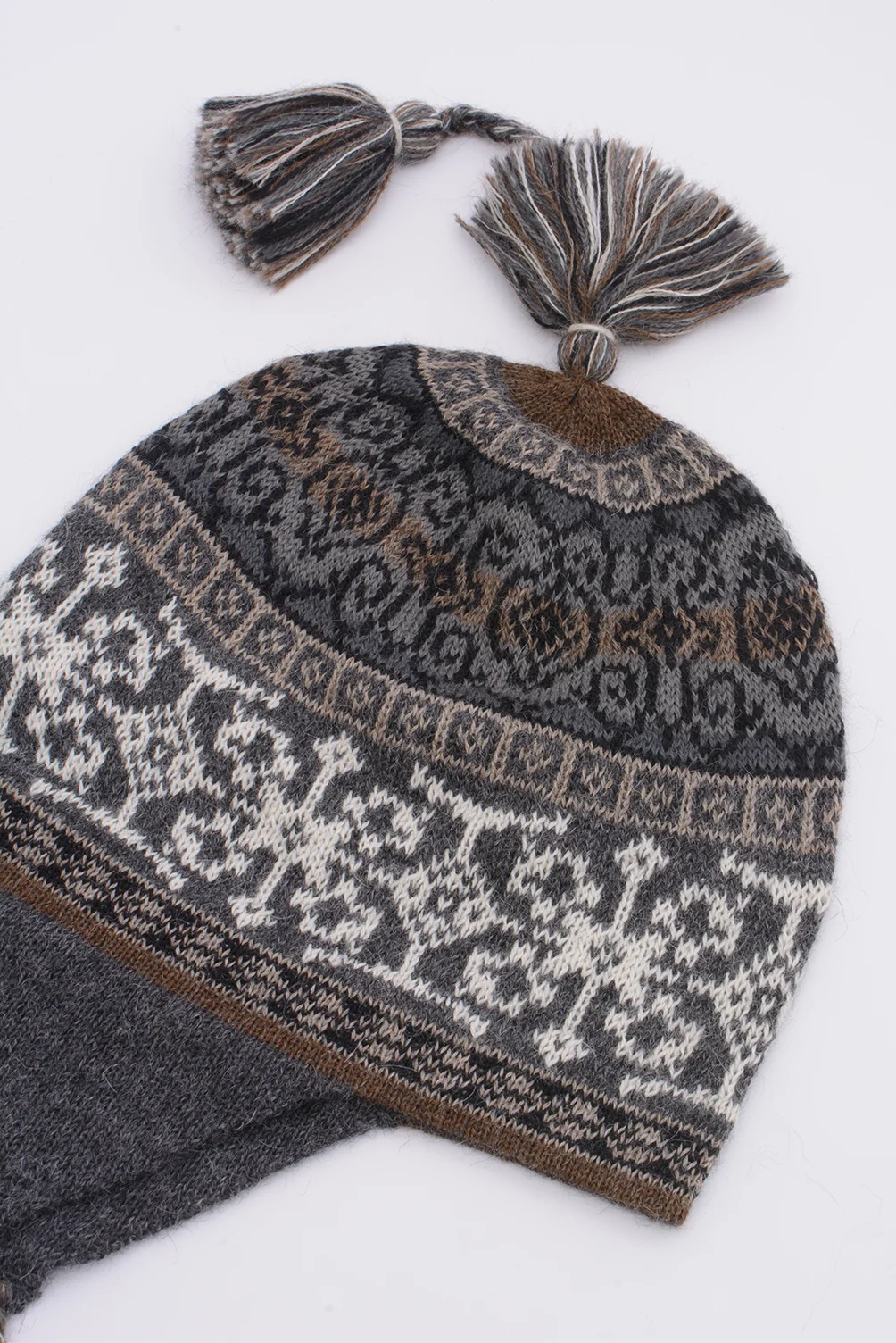 Chullo Kati_Charcoal_2