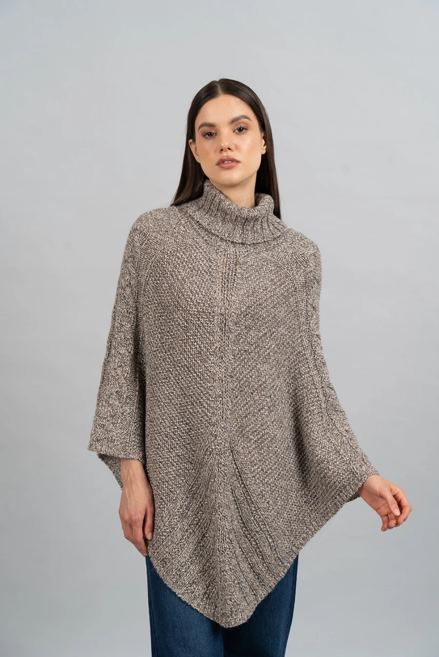 Poncho Mia Gris