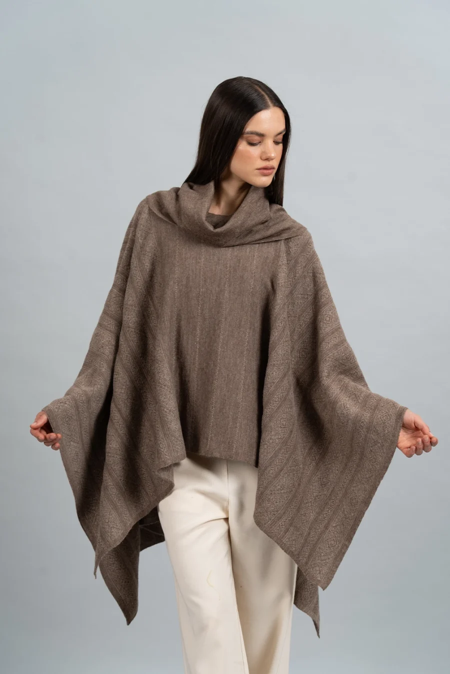 Poncho Salinas Beige