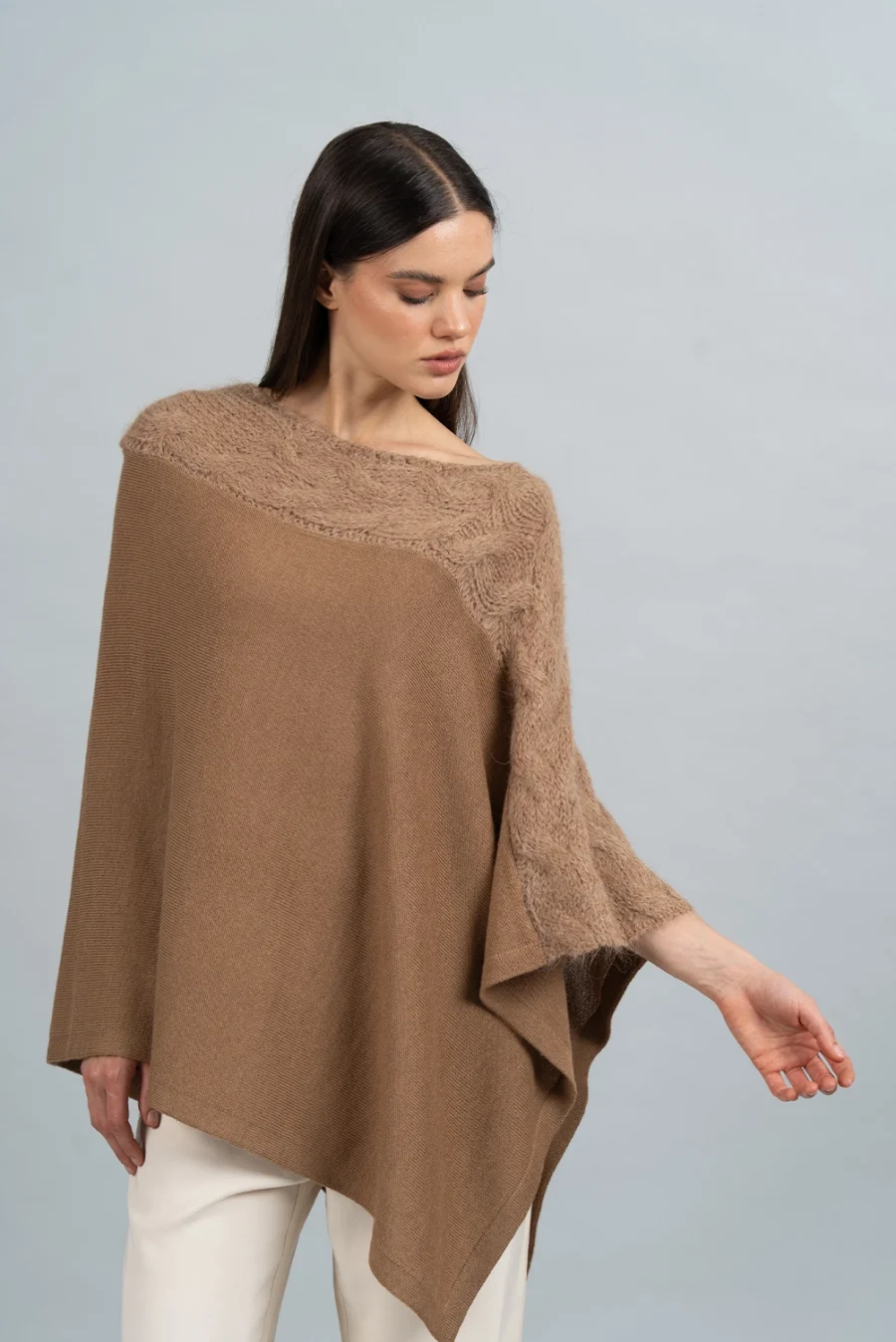 Poncho Sharon Camello