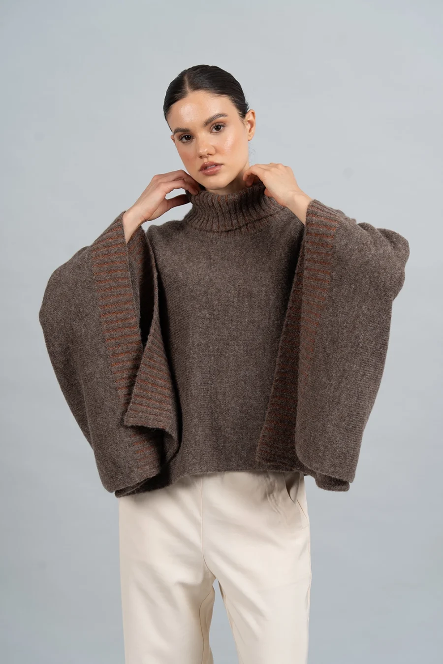 Poncho Amelia Marron