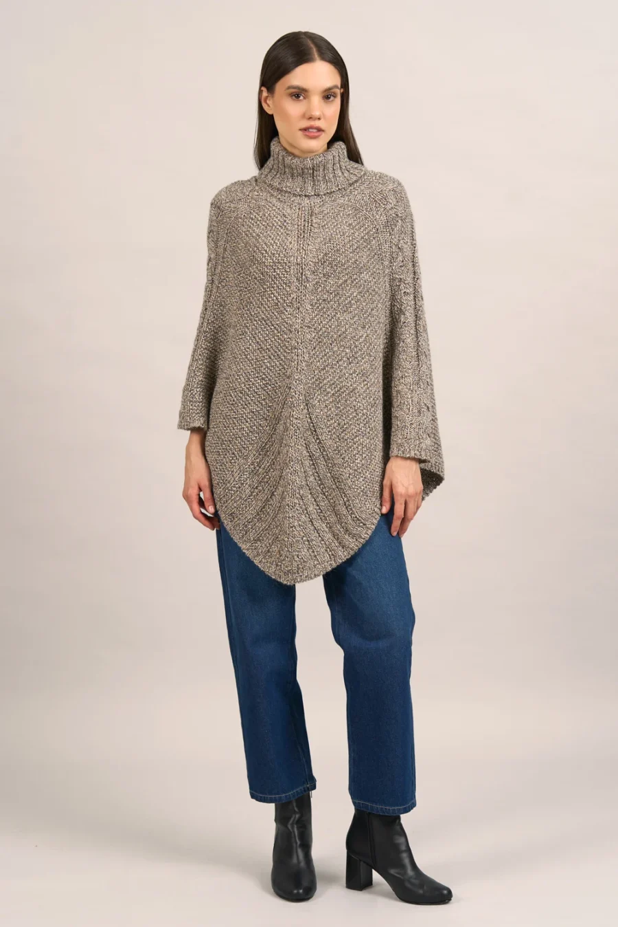 Poncho Mia Gris Molinete