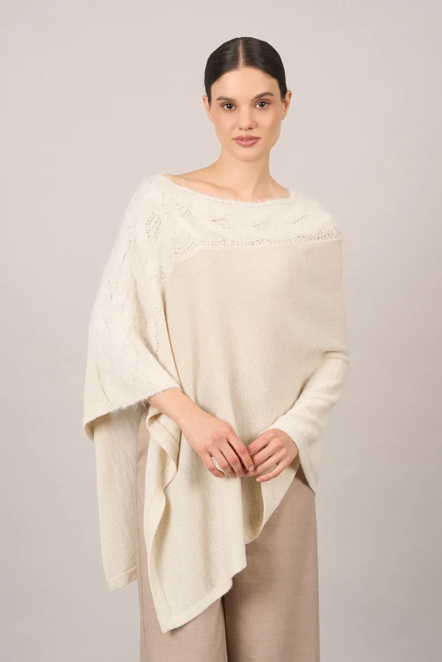 Poncho Sharon Hueso