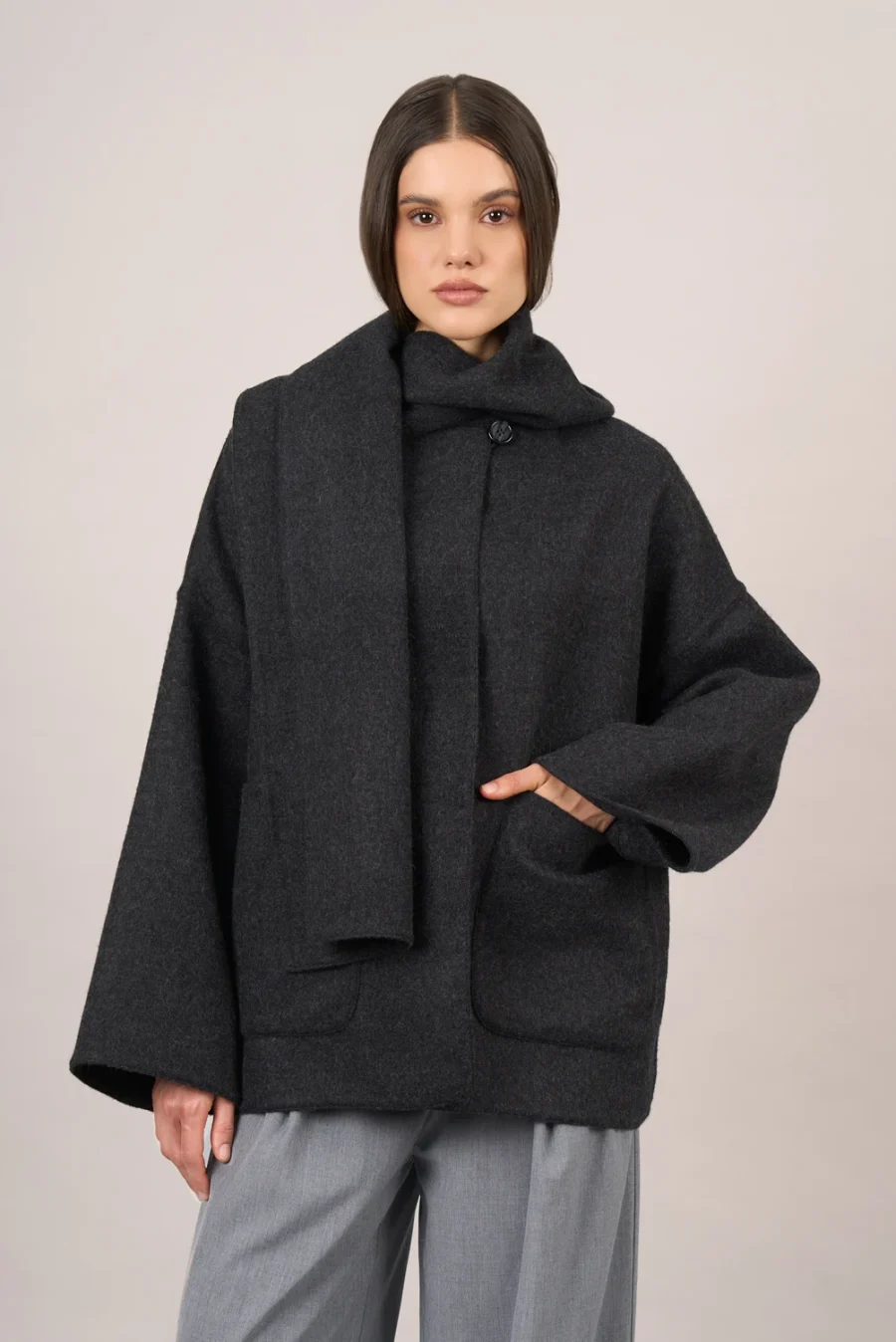 Saco Nour Charcoal