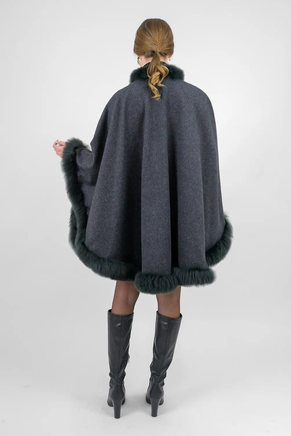 Capa Darla_Charcoal_3