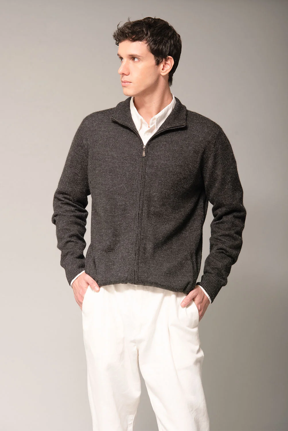Casaca James_Charcoal_1
