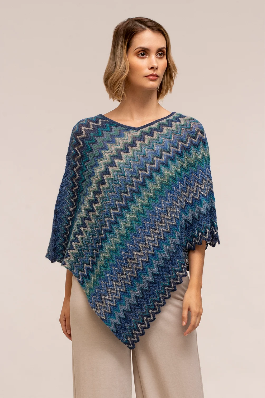 Poncho Lisbet_Azul_1