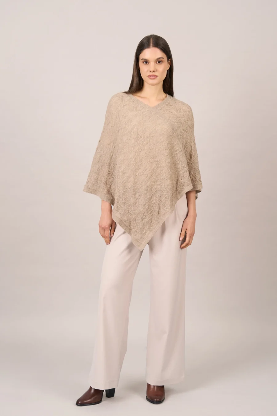 Aitana Beige Poncho